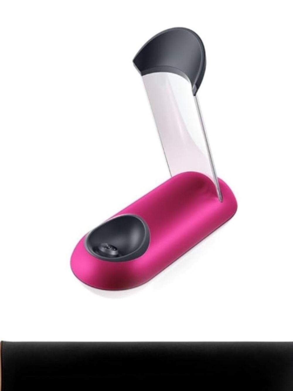 Dyson dock enter